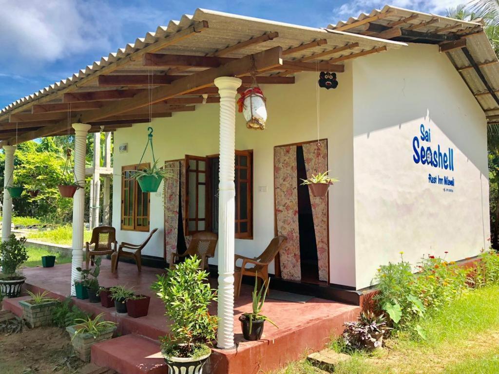 Sai Seashell Rest Inn Nilaveli ตรินโคมาลี ภายนอก รูปภาพ
